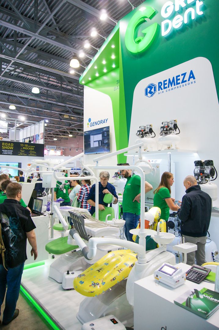 Стенд компании GREEN DENT на выставке Дентал Салон 2019_013