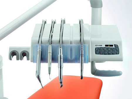OMS Linea Patavium - стоматологическая установка с верхней подачей инструментов
