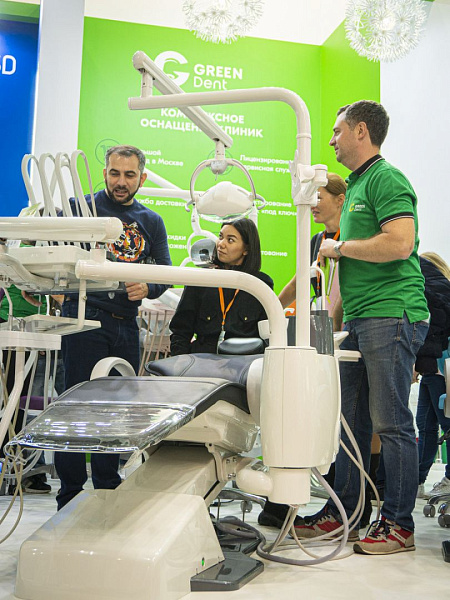 Стенд компании GREEN DENT на выставке Дентал-Экспо 2019_31.jpg