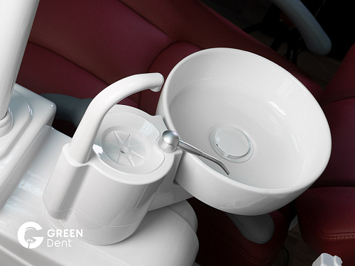 MERCURY 2000 - стоматологическая установка с нижней подачей инструментов